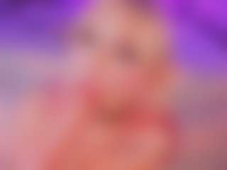 Live cam show with Mariluu - Blonde Hair on Camsoda