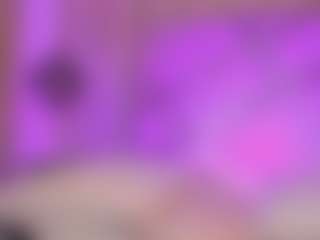 Live cam show with Mariluu - Body Massage on Camsoda