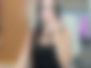 Live cam show with MiraaBella - Teasing on Camiplay Live