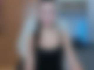 MiraaBella's Live Sex Cam Show