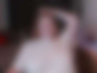 Live cam show with Foxy - Spoiled on pussylord.com