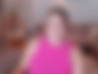 Live cam show with Foxy - Blue Eyes on AdultVida.com