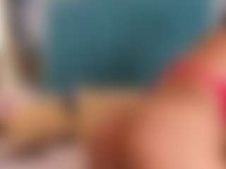 Live cam show with ScarlettViibe - Ebony Teen (18+) on Fling VIP Chat