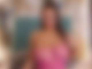 Live cam show with ScarlettViibe - Ebony Teen (18+) on Dare Cams