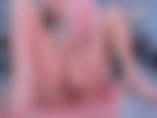Live cam show with seikoswan - Gamer Asian on Camsoda