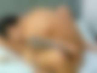 Live cam show with ZafiroQueen-os - Muscle on dropp.cam