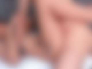 ZafiroQueen-os's Live Sex Cam Show