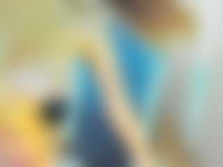 BerryLipss's Live Sex Cam Show
