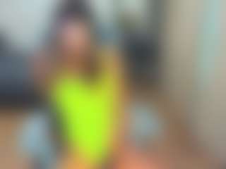 BerryLipss's Live Sex Cam Show