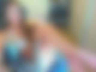 BerryLipss's Live Sex Cam Show