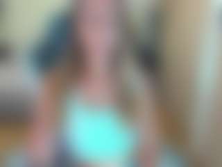 BerryLipss's Live Sex Cam Show