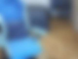 Live cam show with BerryLipss - Cute on milfzrlive.com