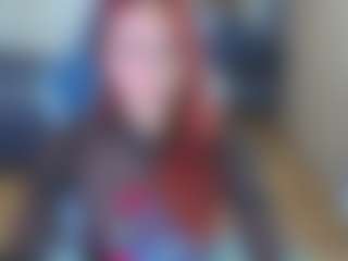 Live cam show with BerryLipss - Hairy Pussy Brown Hair on live18s.com