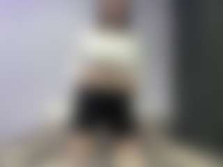 Live cam show with DaniellaBirthwright - Public Ebony on live18s.com