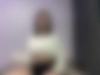 Live cam show with DaniellaBirthwright - Granny Ebony on StripNow