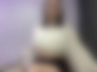 Live cam show with DaniellaBirthwright - Public Black on SxyPornLive
