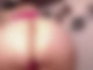 Live cam show with GINEBRA - Anal on SquirtSoMuch