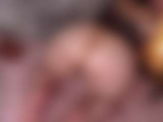 Live cam show with GINEBRA - Flashing on sexytreat.net