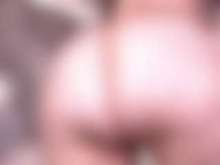 Live cam show with GINEBRA - Chubby on xplaylive.com