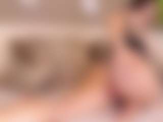 irisreid MILF webcam performer live streaming