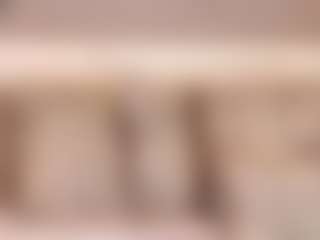 Live cam show with irisreid - Brown Hair on CamwithHer
