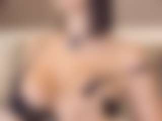 Live cam show with irisreid - Brown Eyes Brown Hair on Free Soda