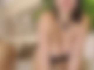 Live cam show with irisreid - Striptease MILF on boobsie.com