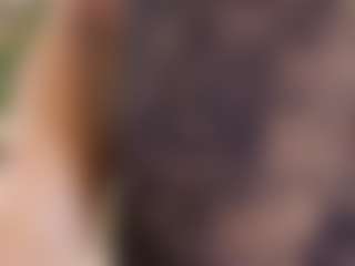 Live cam show with irisreid - Flirt MILF on sexylivex.com