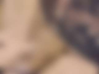 Live cam show with irisreid - Brown Hair MILF on Dare Cams