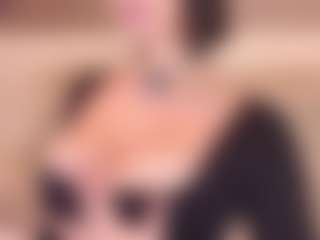 irisreid MILF webcam performer live streaming