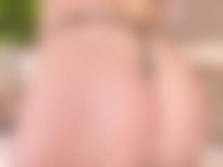Live cam show with irisreid - Striptease on alttransgirls