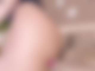 Live cam show with irisreid - Lovense Brown Hair on Camsoda
