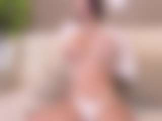 Live cam show with irisreid - Big Tits Brown Hair on studioflirtlive.com