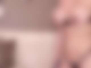Live cam show with irisreid - Strip Brown Hair on liverealitysex.com