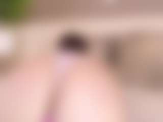 irisreid MILF webcam performer live streaming
