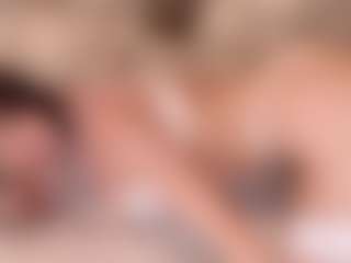 Live cam show with irisreid - Striptease on Lustler