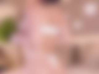 Live cam show with irisreid - Average on Camsoda