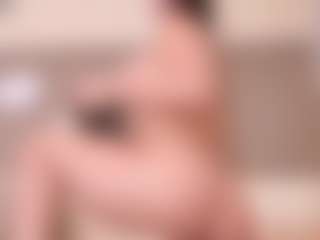 Live cam show with irisreid - Striptease Teen (18+) on xxxlivecams.org