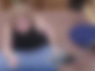 Live-Cam-Show mit MiniNatalie - Grey auf Camsoda