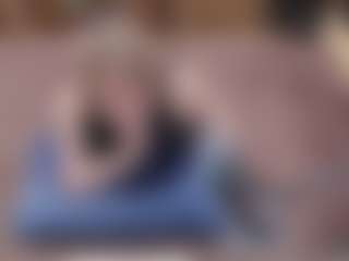 Live cam show with MiniNatalie - Green Eyes on Camsoda