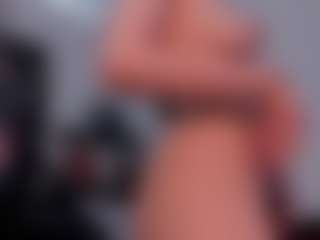 Live cam show with Scarle-Whisper - Green Eyes on Dare Cams