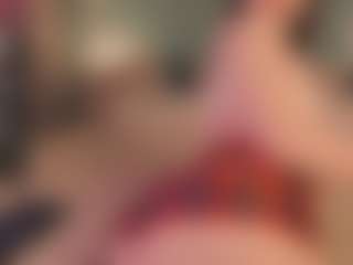 Live cam show with aprilfarrowyy - Ahegao on Milf Play