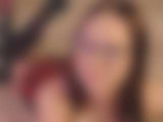 Live cam show with aprilfarrowyy - College on livesexfox.com