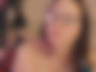 Live cam show with aprilfarrowyy - Petite on instabang