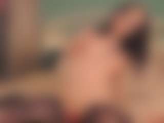 Live cam show with aprilfarrowyy - Brown Hair on Strip Flash - Live Sex Shows