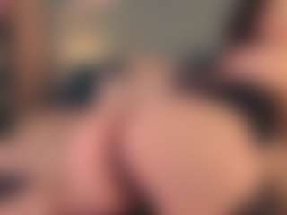 Live cam show with aprilfarrowyy - College Brown Hair on xDating