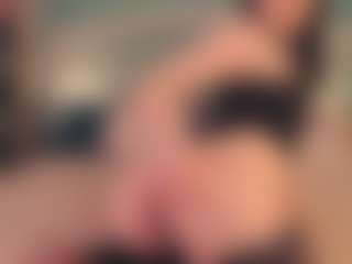 Live-Cam-Show mit aprilfarrowyy - Lush auf Camsoda