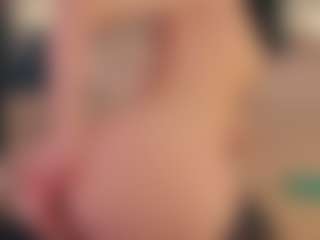 Live cam show with aprilfarrowyy - College on Soda Cam