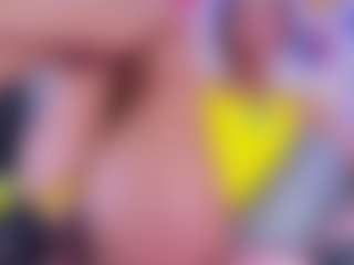Live cam show with ashly-ml - Camel Toe on SpunkLive