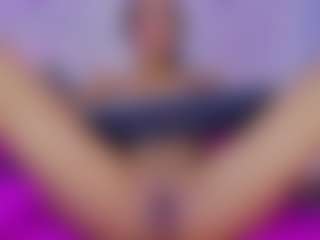 Live cam show with ashly-ml - Public on xfollow cams